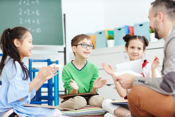 Fortbildung Autismus-Pädagogik - Kinder klatschen